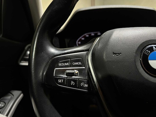 Bmw 330e touring g21 292pk 2021 (origineel-nl + 1e eigenaar), k-451-vl - afbeelding 21 van  50