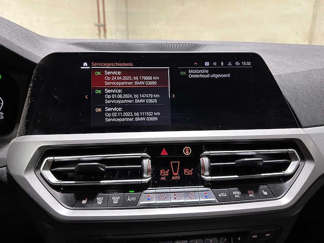 Bmw 330e touring g21 292pk 2021 (origineel-nl + 1e eigenaar), k-451-vl - afbeelding 31 van  50