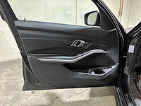 Bmw 330e touring g21 292pk 2021 (origineel-nl + 1e eigenaar), k-451-vl - afbeelding 33 van  50