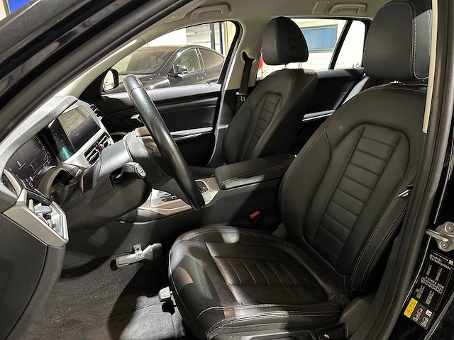 Bmw 330e touring g21 292pk 2021 (origineel-nl + 1e eigenaar), k-451-vl - afbeelding 28 van  50