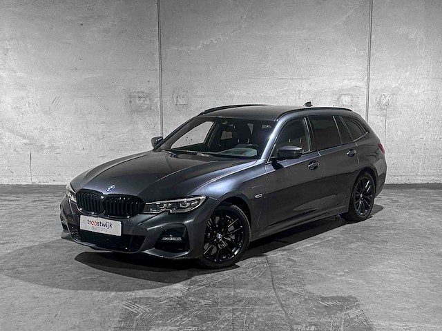 Bmw 330e touring m-sport business edition plus 184pk 2022 3-serie g21, x-990-th - afbeelding 34 van  62
