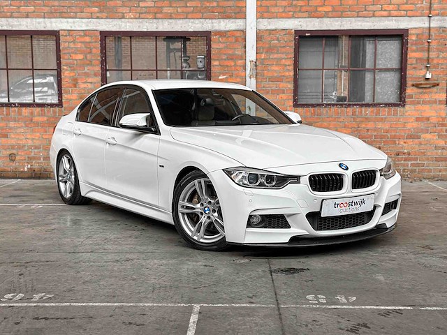 Bmw 335i activehybrid 3 306pk 2012, gbp-24-b - afbeelding 31 van  33