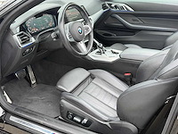 Bmw 4-serie cabrio m440i xdrive high executive 2021 | p-749-kv i - afbeelding 23 van  33