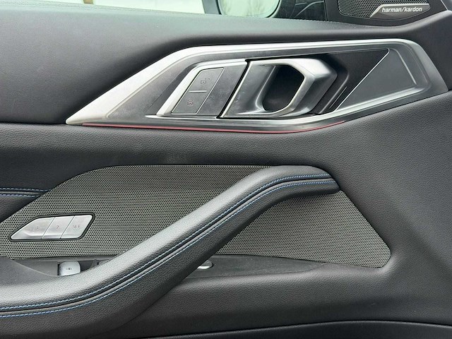 Bmw 4-serie cabrio m440i xdrive high executive 2021 | p-749-kv i - afbeelding 6 van  28