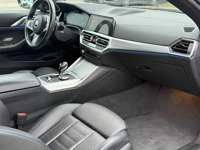 Bmw 4-serie cabrio m440i xdrive high executive 2021 | p-749-kv i - afbeelding 2 van  33