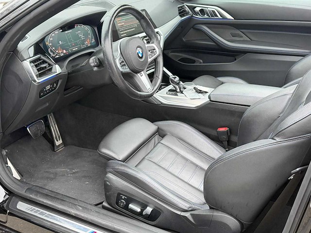 Bmw 4-serie cabrio m440i xdrive high executive 2021 | p-749-kv i - afbeelding 23 van  33