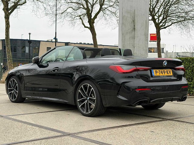 Bmw 4-serie cabrio m440i xdrive high executive 2021 | p-749-kv i - afbeelding 29 van  33