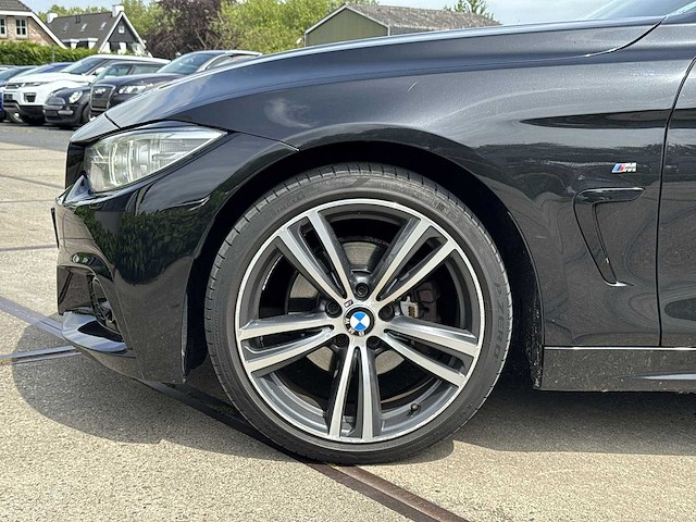 Bmw 4-serie coupé 420d executive m-sport 2014 | 8-sxx-32 - afbeelding 35 van  40
