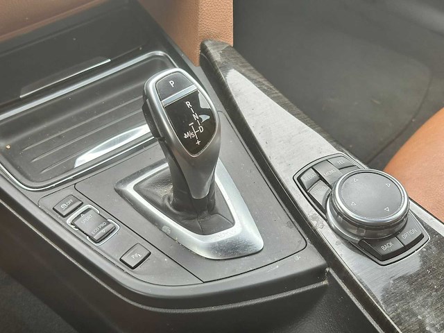 Bmw 4-serie gran coupé 420i high executive; 6-xvv-39 - afbeelding 6 van  17