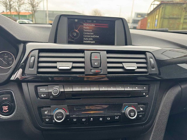 Bmw 4-serie gran coupé m4 420d cent exec 986 - afbeelding 22 van  25