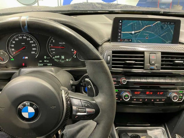 Bmw 4-serie m4 competition cabrio 2018 - afbeelding 2 van  34