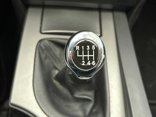 Bmw 5-serie 520i 2005 | pz-844-d - afbeelding 25 van  42
