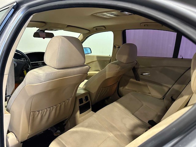 Bmw 5-serie 520i executive 30-pb-ls - afbeelding 2 van  26