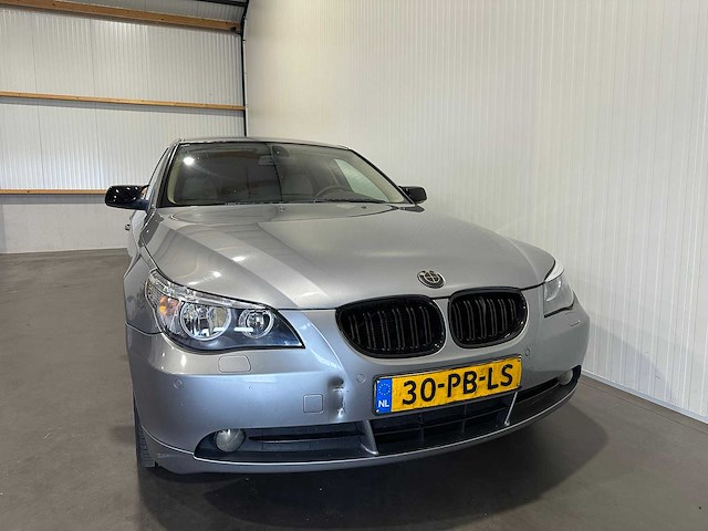 Bmw 5-serie 520i executive 30-pb-ls - afbeelding 25 van  26