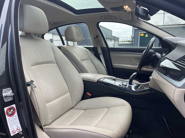 Bmw 5-serie 520i high executive car 2013 | zl-700-n - afbeelding 16 van  26