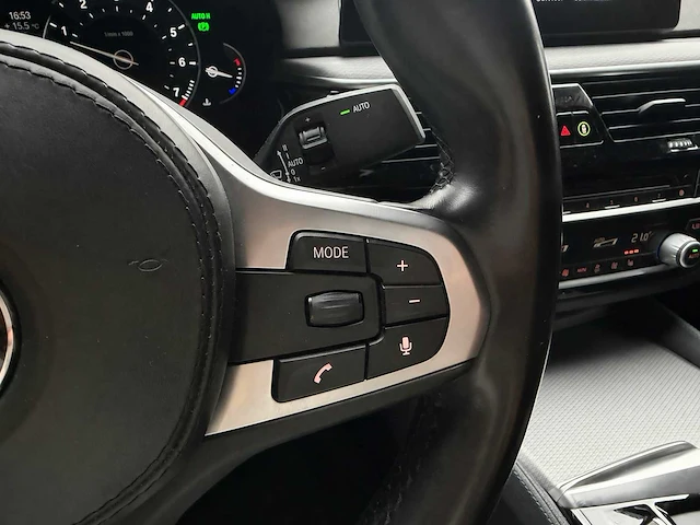 Bmw 5-serie 520i high executive | l-071-kz i - afbeelding 2 van  23