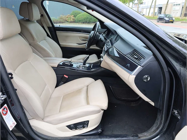 Bmw 5-serie 523i high executive 2010 automaat, 47-ngl-6 - afbeelding 16 van  35