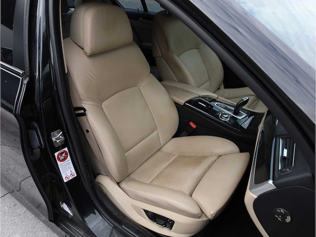 Bmw 5-serie 523i high executive 2010 automaat, 47-ngl-6 - afbeelding 17 van  35