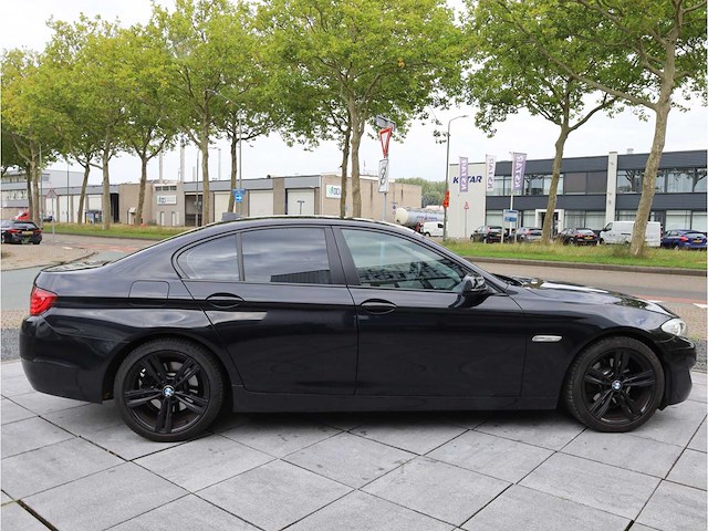 Bmw 5-serie 523i high executive 2010 automaat, 47-ngl-6 - afbeelding 32 van  35