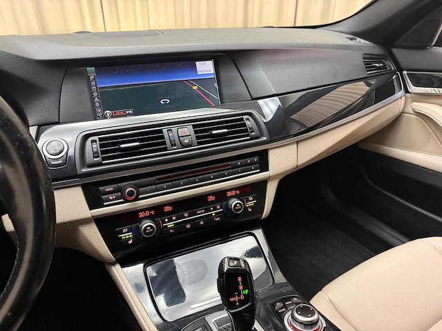 Bmw 5-serie 523i high executive 2011 - afbeelding 12 van  24