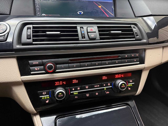 Bmw 5-serie 523i high executive 2011 - afbeelding 15 van  24
