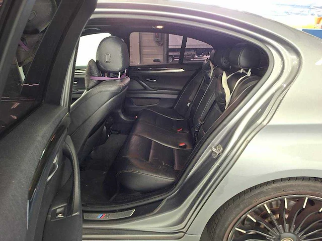 Bmw 5-serie 528i m sport edition high executive, k-055-bs - afbeelding 8 van  17