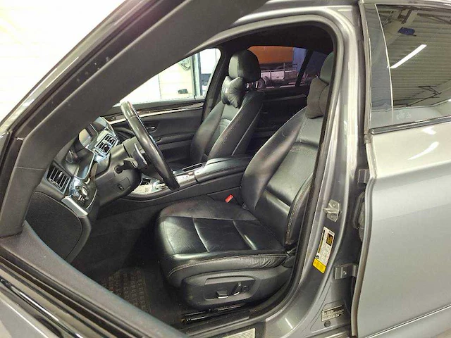 Bmw 5-serie 528i m sport edition high executive, k-055-bs - afbeelding 17 van  17
