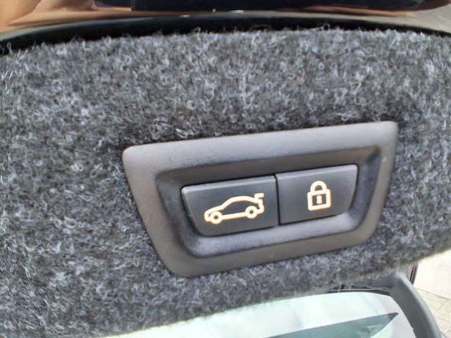 Bmw 5-serie 530e iperformance high executive 2018 | h-998-fl - afbeelding 48 van  57