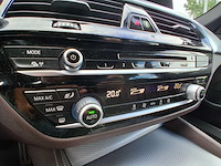 Bmw 5-serie 530e iperformance high executive 2018 | h-998-fl - afbeelding 33 van  57