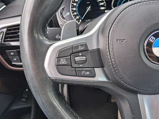 Bmw 5-serie 530e iperformance high executive 2018 | h-998-fl - afbeelding 16 van  57