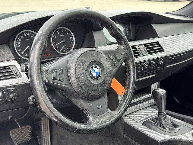 Bmw 5-serie 530i executive 2005 | 64-rr-ls - afbeelding 8 van  17
