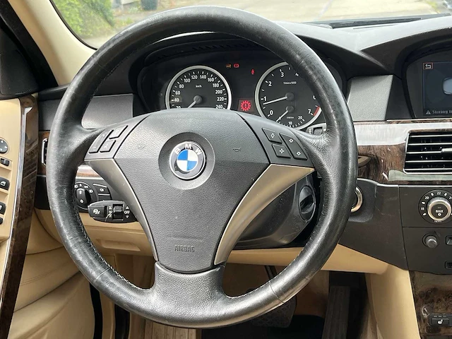 Bmw 5-serie 540i high executive 2006 | 92-sl-kk - afbeelding 25 van  28