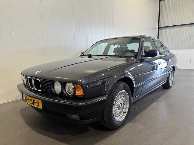 Bmw 5-serie e34525i shadowline 39-lsf-3 - afbeelding 1 van  8