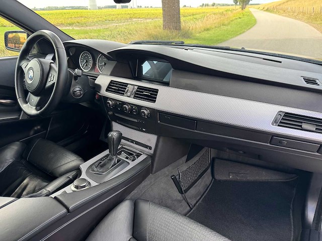 Bmw 5-serie m5 540i v8 spec edition high executive 47-sv-jj - afbeelding 8 van  34