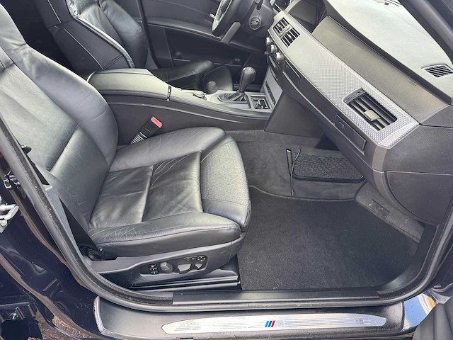 Bmw 5-serie m5 540i v8 spec edition high executive 47-sv-jj - afbeelding 10 van  34