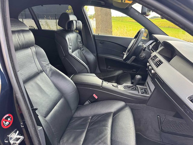 Bmw 5-serie m5 540i v8 spec edition high executive 47-sv-jj - afbeelding 11 van  34