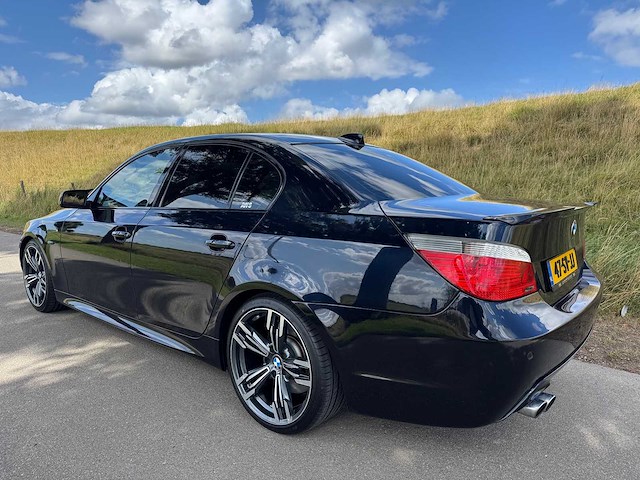 Bmw 5-serie m5 540i v8 spec edition high executive 47-sv-jj - afbeelding 31 van  34