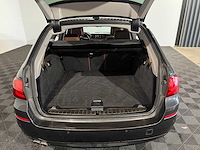 Bmw 5-serie touring 520d high exec m sport, pb-432-b - afbeelding 13 van  19