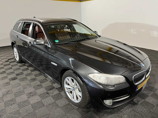 Bmw 5-serie touring 520d high exec m sport, pb-432-b - afbeelding 19 van  19