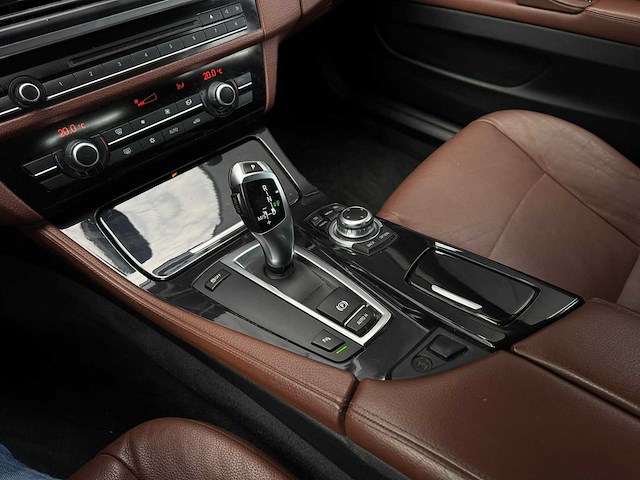 Bmw 5-serie touring 520d high executive 2011 | 6-xxh-82 iaw - afbeelding 22 van  35