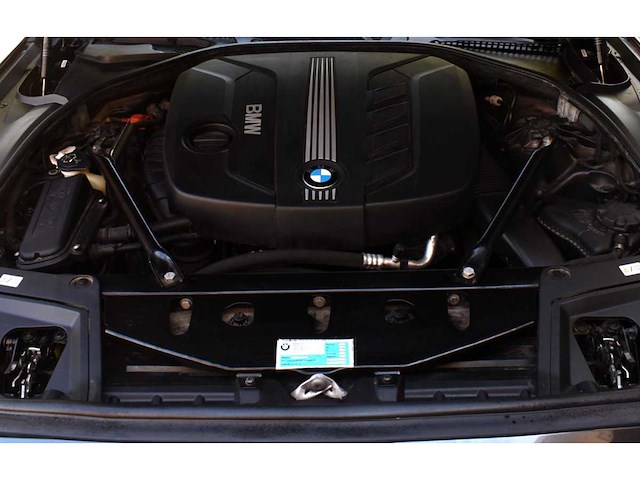Bmw 5-serie touring 520d high executive 2012 - afbeelding 24 van  30