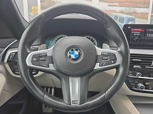 Bmw 5-serie touring 520d high executive 2018 | sf-013-z - afbeelding 14 van  44