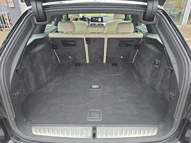 Bmw 5-serie touring 520d high executive 2018 | sf-013-z - afbeelding 16 van  28