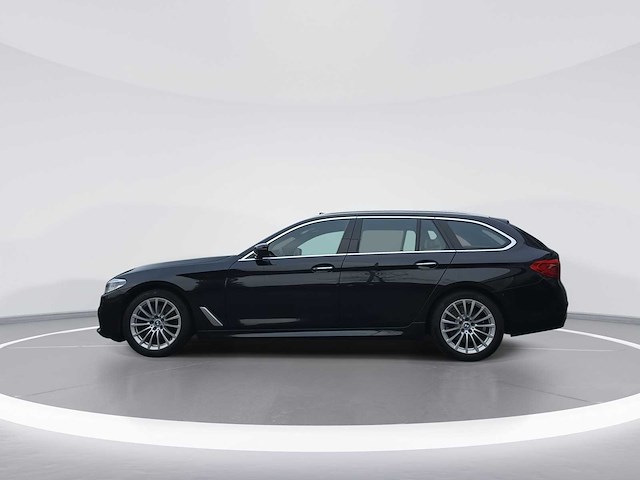 Bmw 5-serie touring 520d high executive 2018 | sf-013-z - afbeelding 43 van  44