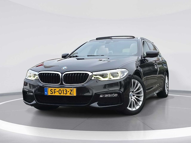 Bmw 5-serie touring 520d high executive 2018 | sf-013-z - afbeelding 1 van  43