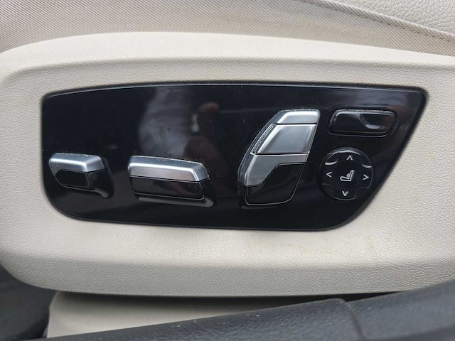 Bmw 5-serie touring 520d high executive 2018 | sf-013-z - afbeelding 40 van  43