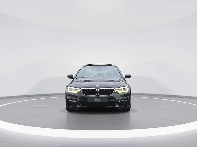 Bmw 5-serie touring 520d high executive 2018 | sf-013-z - afbeelding 40 van  44