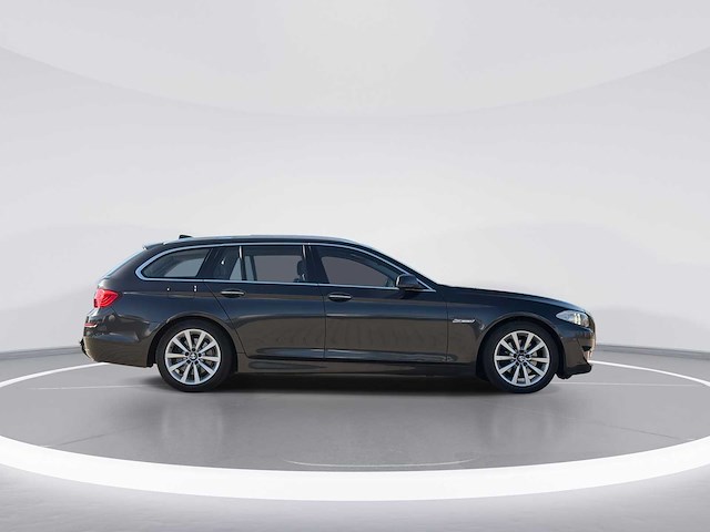 Bmw 5-serie touring 520i 2013 | 9-krb-96 - afbeelding 35 van  37