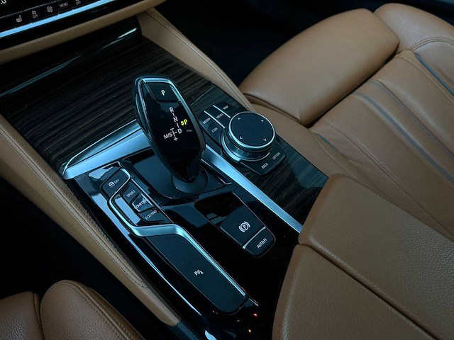 Bmw 5-serie touring 520i high exe 2018 | sf-445-p iaw - afbeelding 2 van  34