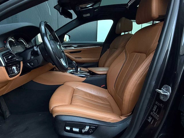 Bmw 5-serie touring 520i high exe 2018 | sf-445-p iaw - afbeelding 10 van  34